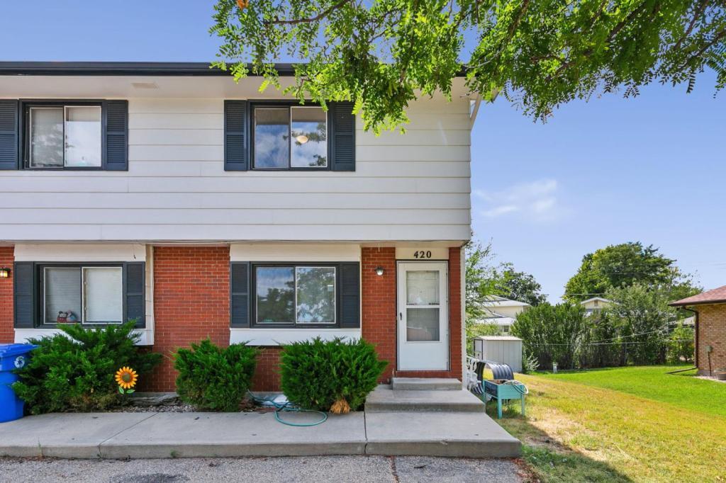 420 Mulberry Dr in Loveland, CO - Building Photo
