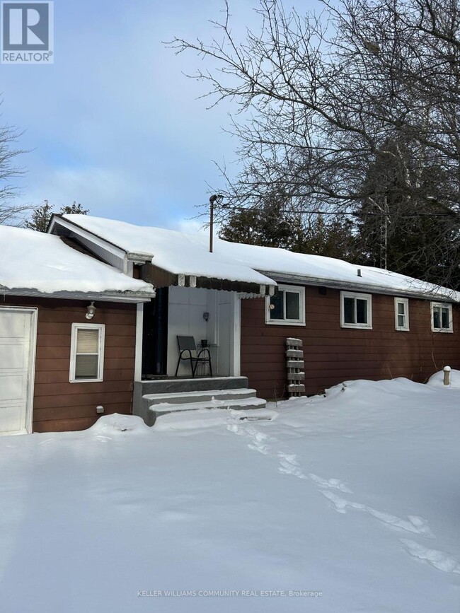 55 Westview Dr in Kawartha Lakes, ON - Building Photo - Building Photo