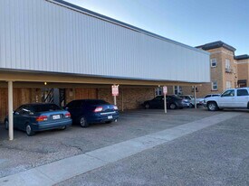 1617 S Van Buren St, Unit Unit 4 in Amarillo, TX - Building Photo