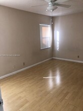 9938 Nob Hill Ct in Sunrise, FL - Building Photo - Building Photo