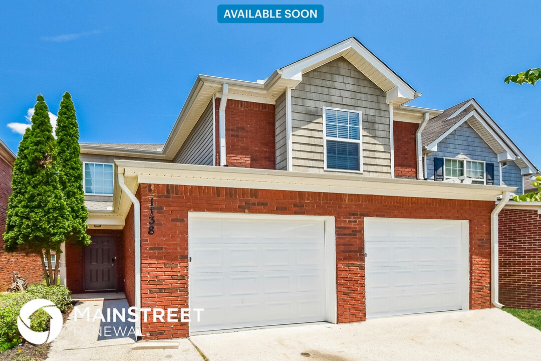 1138 Dunaway Dr in Mcdonough, GA - Building Photo