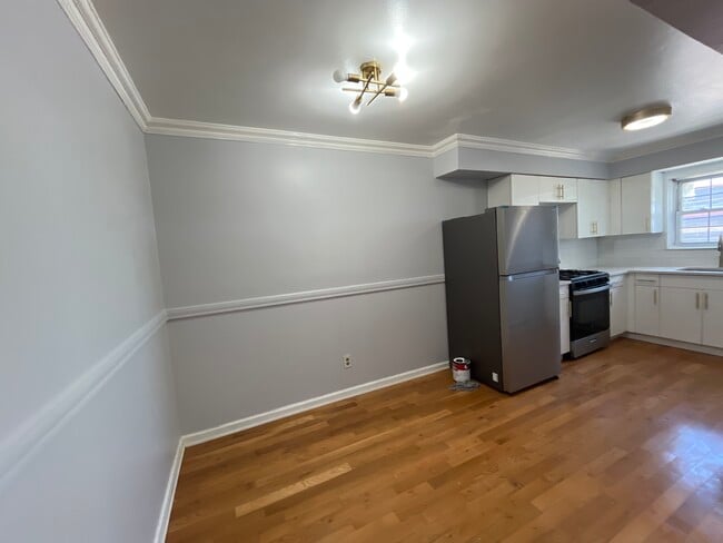 20 Western Ave, Unit 3 in Jersey City, NJ - Building Photo - Building Photo