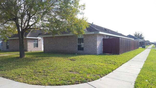 2522 Fatima Ave in Edinburg, TX - Building Photo - Building Photo
