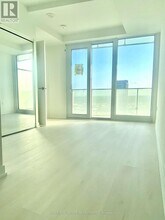 3900 Confederation Pkwy in Mississauga, ON - Building Photo - Building Photo