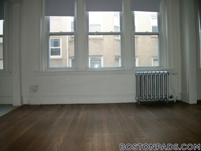 1171 Boylston St in Boston, MA - Building Photo - Building Photo