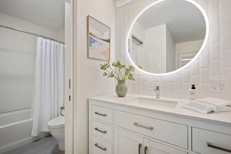 41 Dearborn Pl in Goleta, CA - Building Photo - Building Photo