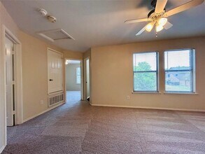 6613 Marble Creek Loop in Austin, TX - Building Photo - Building Photo