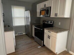 10750 Corning St in Oak Park, MI - Building Photo - Building Photo