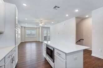 605 Whitham Ave in Fayetteville, AR - Building Photo - Building Photo