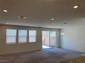 9080 Nostrand Ave in Las Vegas, NV - Building Photo - Building Photo