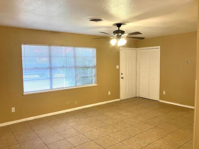 1112 Northwood Dr in Marble Falls, TX - Building Photo - Building Photo