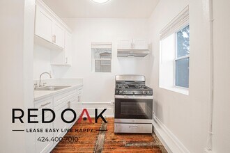 915 S Carondelet St in Los Angeles, CA - Building Photo - Building Photo