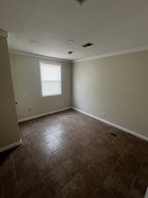 551 N Lee Ave in Beulaville, NC - Building Photo - Building Photo