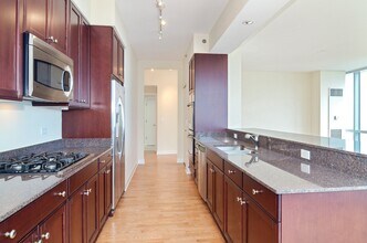 1211 S Prairie Ave in Chicago, IL - Building Photo - Building Photo