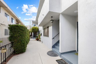 Kiowa Olive By Wiseman in Los Angeles, CA - Foto de edificio - Building Photo