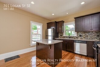 701 Logan St SE in Grand Rapids, MI - Building Photo - Building Photo