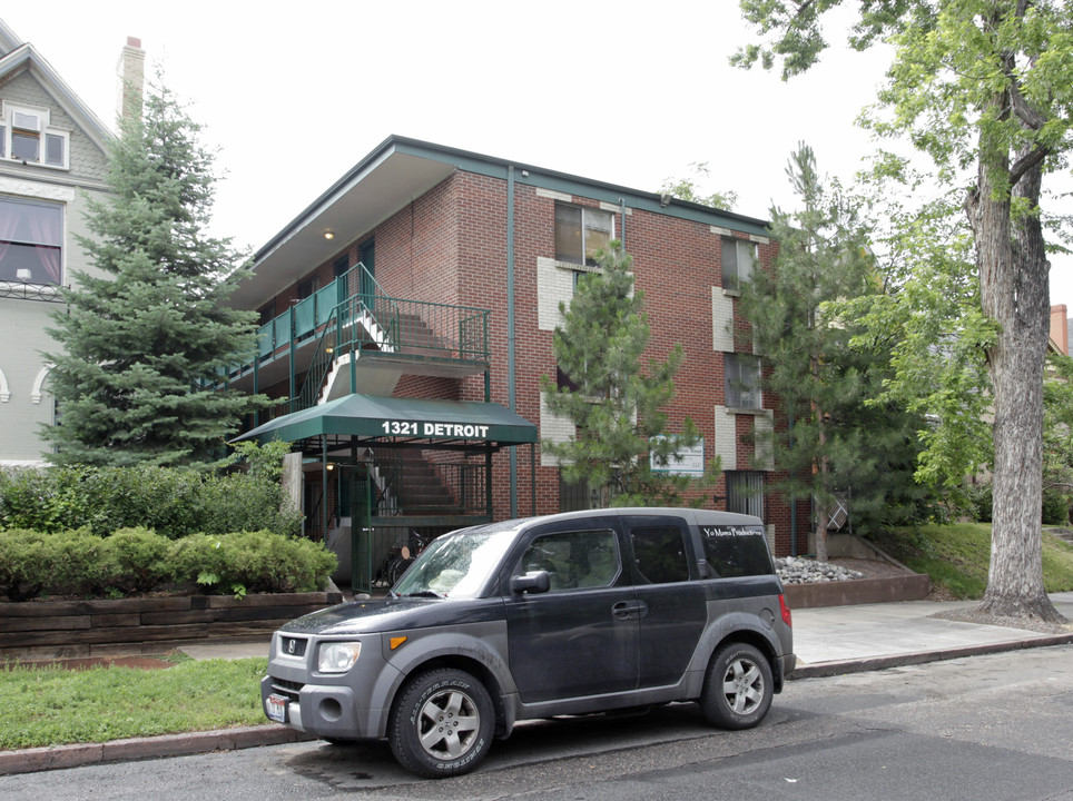 Park Lane in Denver, CO - Foto de edificio