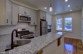 537 N Plum St in Lancaster, PA - Building Photo - Building Photo