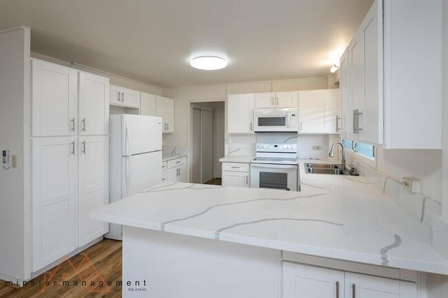 property at 98-545-545 Puailima St