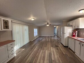 52 White Oak Village in Rainbow City, AL - Building Photo - Building Photo