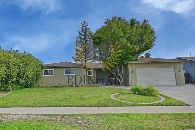 3135 W Mesa Ave