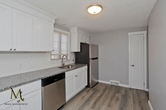 320 Island Pond Rd in Springfield, MA - Building Photo - Building Photo