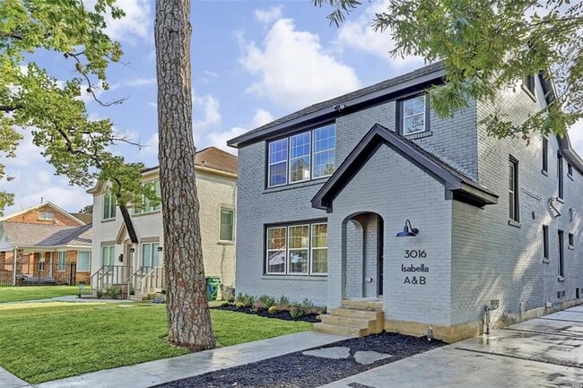 property at 3016 Isabella St