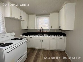 904 Adams St in Little Rock, AR - Building Photo - Building Photo