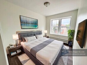 404 Stegman Pkwy in Jersey City, NJ - Building Photo - Building Photo