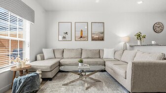 8942 Cuban Palm Rd in Kissimmee, FL - Building Photo