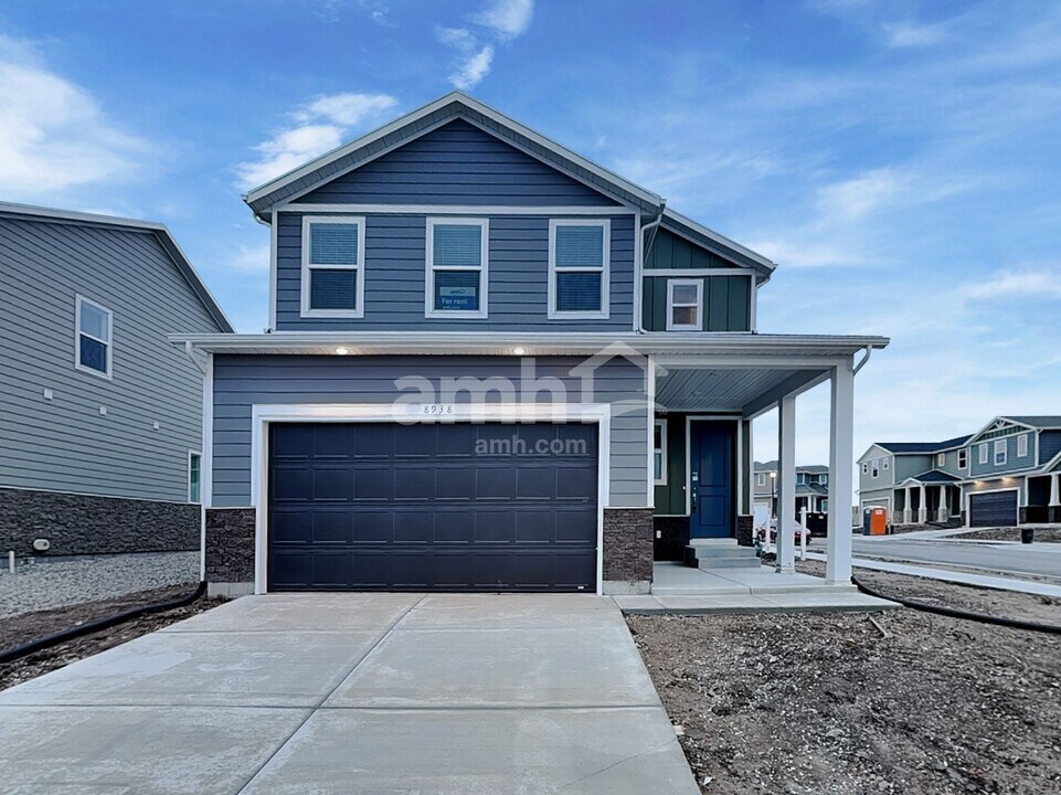 8938 S Franklin John Rd in West Jordan, UT - Building Photo