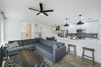 3605 Leafield Dr in Austin, TX - Building Photo - Building Photo
