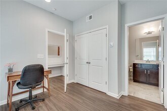 768 Aerial Way in Atlanta, GA - Building Photo - Building Photo