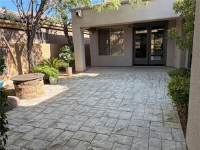 9 Hammock Dunes Ct in Henderson, NV - Building Photo - Building Photo