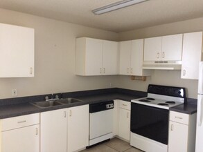 610 24th St in Canyon, TX - Foto de edificio - Building Photo