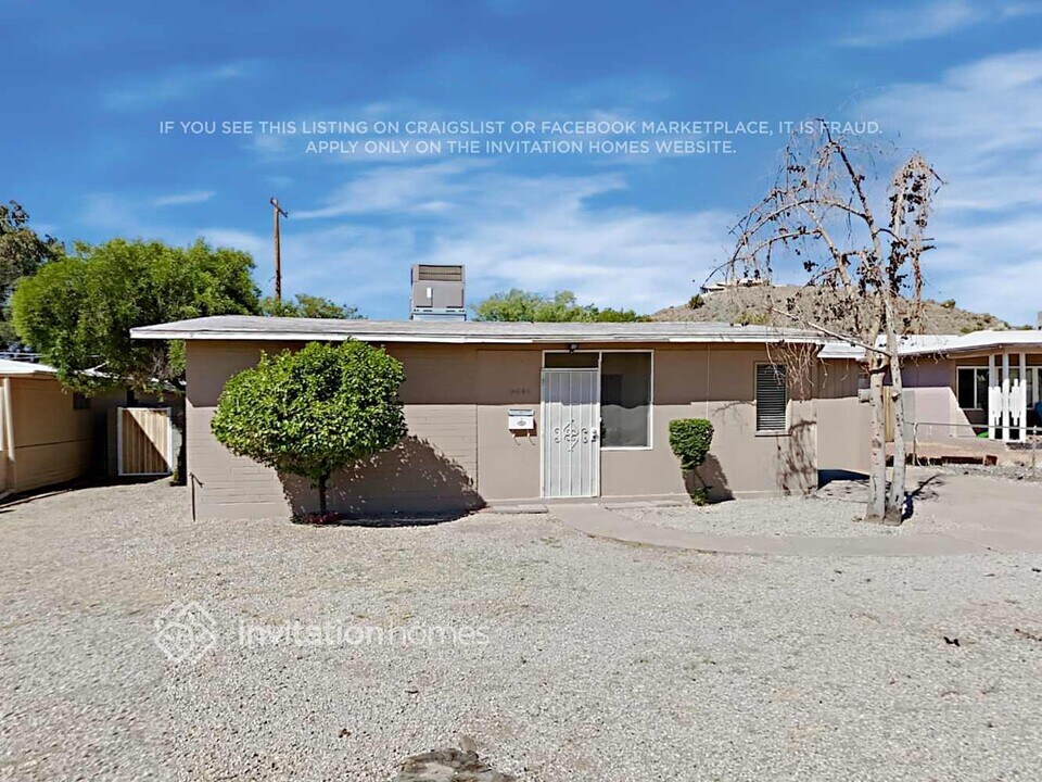 9444 N 4th Ave in Phoenix, AZ - Building Photo