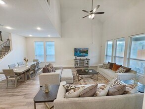 722 Quemada Rnch in San Antonio, TX - Building Photo - Building Photo