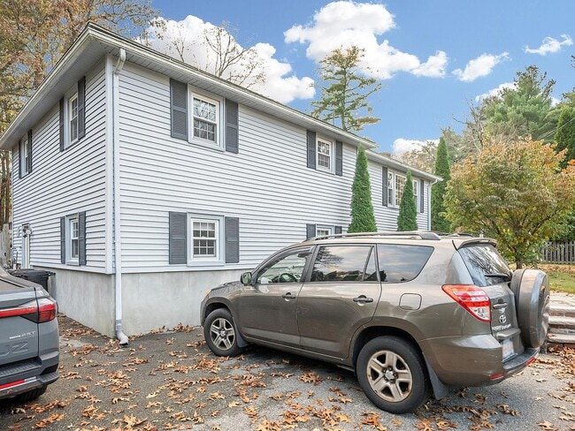 property at 14 Endmoor Rd
