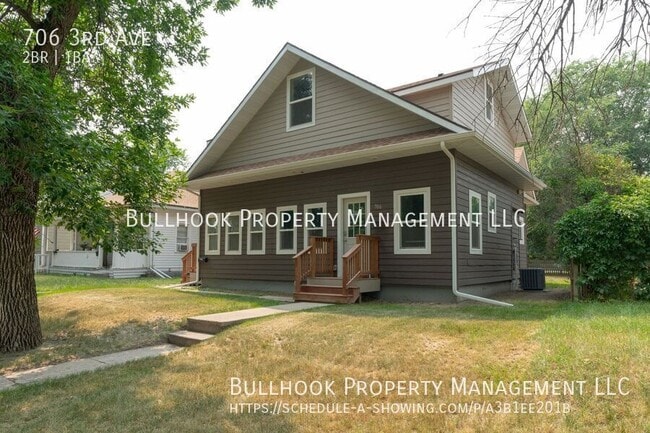 property at 706 3rd Ave