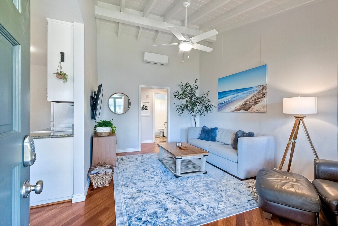 3080 Lincoln St-Unit -ID1248663P in Carlsbad, CA - Building Photo
