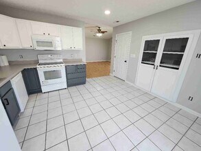 8065 Resin Rd in Murrells Inlet, SC - Building Photo - Building Photo