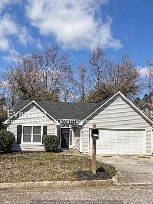 972 Maple Leaf Ridge