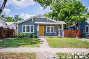 1119 Gibbs St in San Antonio, TX - Foto de edificio