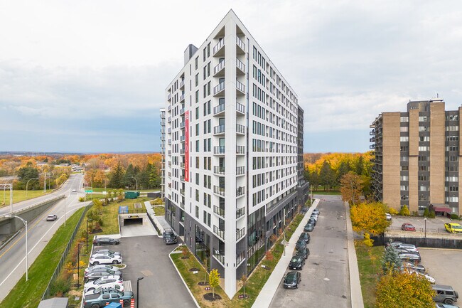 Loggia Sur le Parc in Gatineau, QC - Building Photo - Building Photo