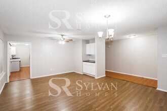 2916 White Oak Ln in Bedford, TX - Building Photo - Building Photo