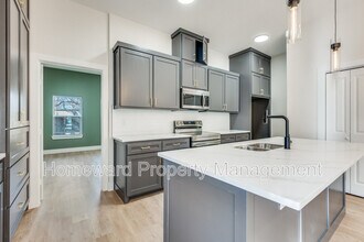 825 Stamps Ave in Fort Worth, TX - Building Photo - Building Photo