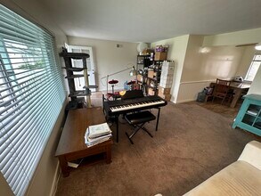 302 Avenida Del Mar in San Clemente, CA - Building Photo - Building Photo