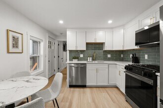 42 White St in Boston, MA - Building Photo - Building Photo