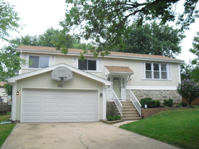 property at 253 Windsor Dr