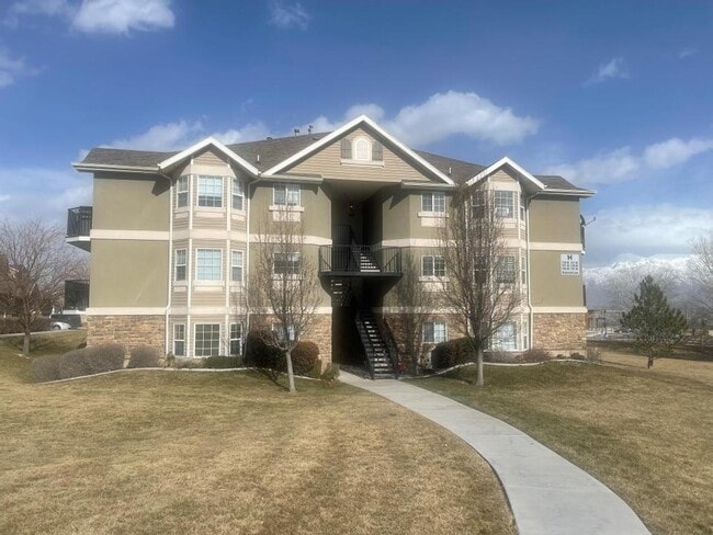 property at 129 Daybreak Ln